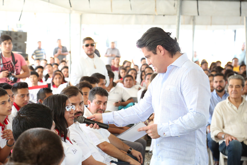 35043793350_046283cf62_b