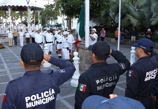 Ceremonia-aniversario de la Constitución de 1917 (3)