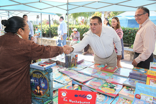 31923718357_e3e50871ed_z