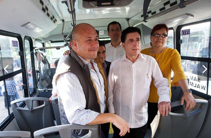 50589072_240599056854188_4747618447695806464_n