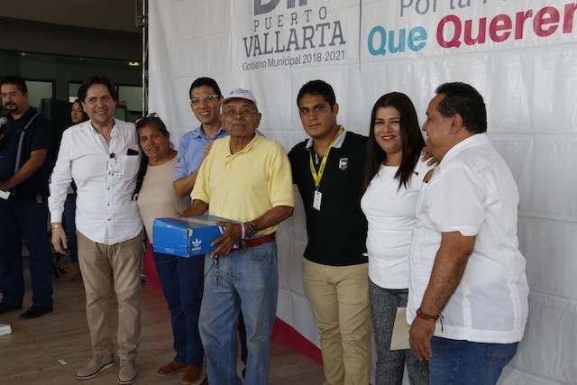 -Donativo tenis-adultos mayores (3)