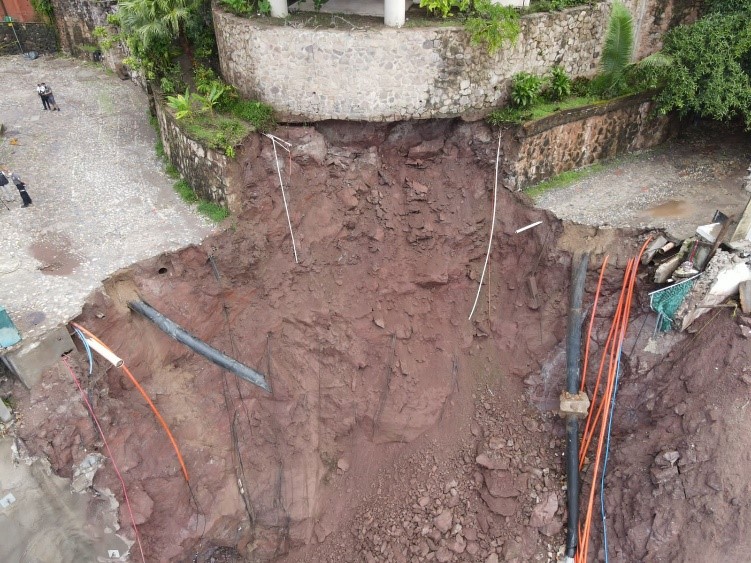 COMUNICADO 2243-Acciones-deslizamiento talud-Amapas (3)