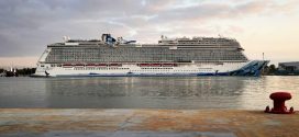 Crucero Norwegian Bliss llega a Puerto Vallarta con más de 4,300 Pasajeros