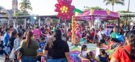Celebración del día del Niño Reúne a Cientos de Familias en El Pitillal
