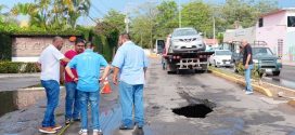 Automovilistas tardan hasta para transitar la Prisciliano Sánchez tras Socavón